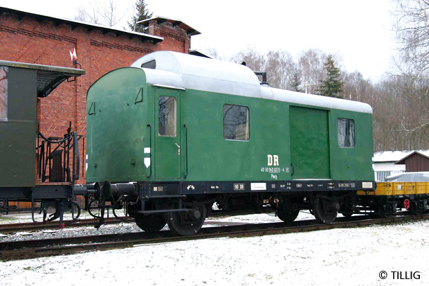 Freight train baggage car of VSE<br /><a href='images/pictures/Tillig/13427.jpg' target='_blank'>Full size image</a>